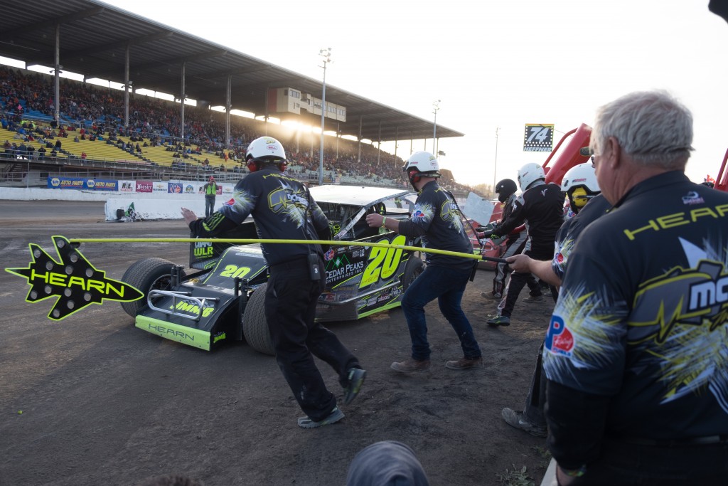 Dirt Modified racing Brett Hearn - Apex Automotive Magazine