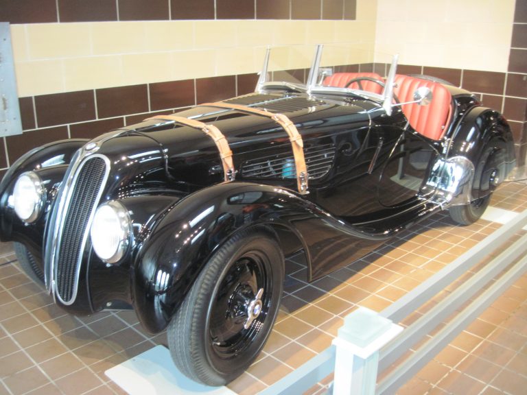 1938 BMW 328 Roadster (1)